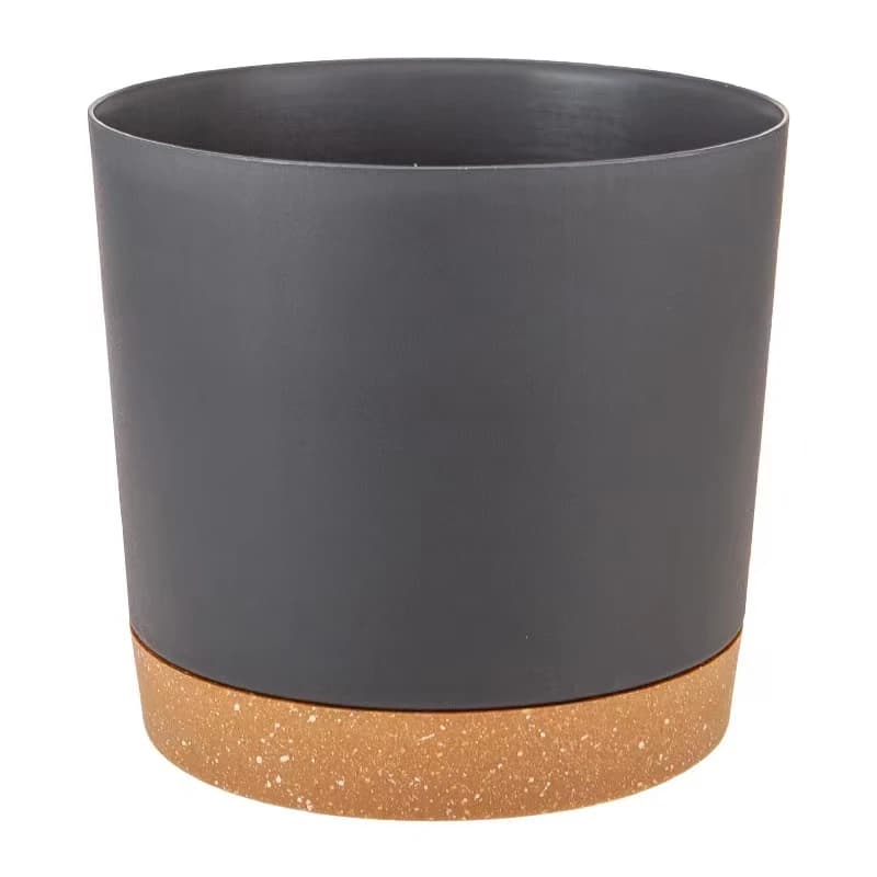 Large Plastic Plant Pots with Drainage