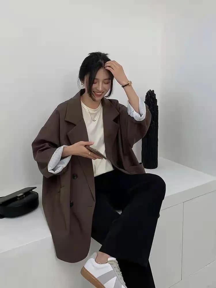 Women's Minimalist Solid Blazer