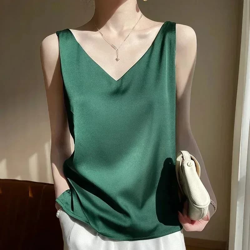 Women's Sleeveless V-Neck Satin Camisole