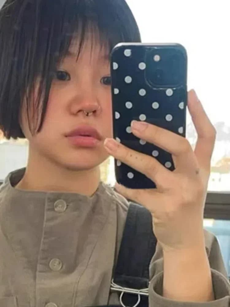 Korean Ins Style Retro White Polka Dot Kawaii Phone Case For iPhone 16 E 15 14 13 12 11 Pro Max XR XS X 7 8 Plus MINI Y2K Cover