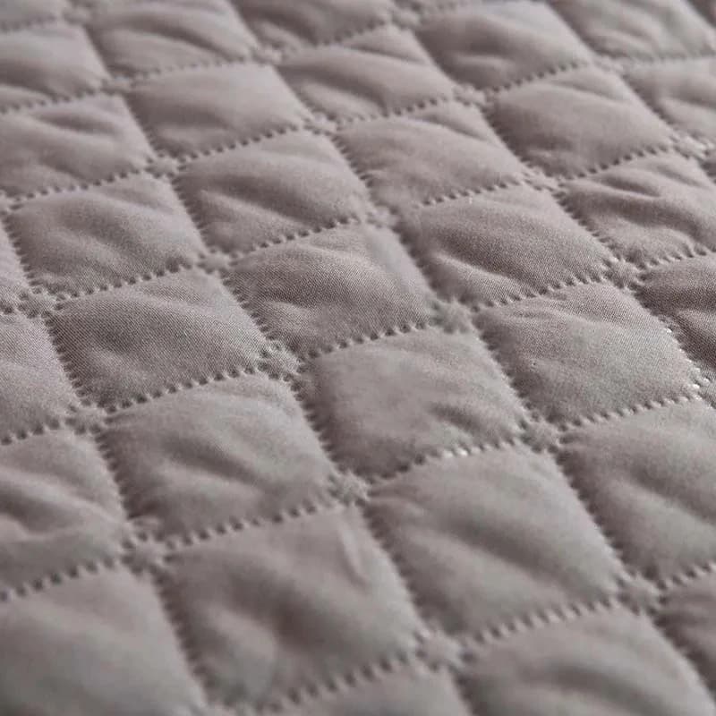 Reusable Washable Pet Bed Mat and Furniture Protector