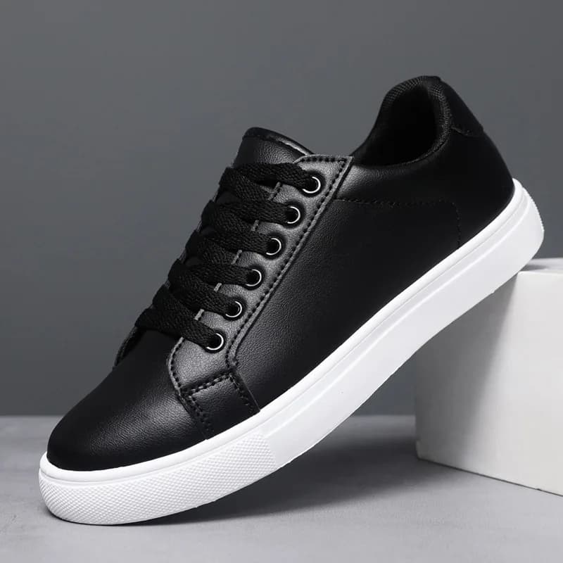 Sneakers Men Shoes 2026Leather Mens Casual Shoes Flat Male Footwear Fashion Black White Shoes Tenis Masculino Skateboard