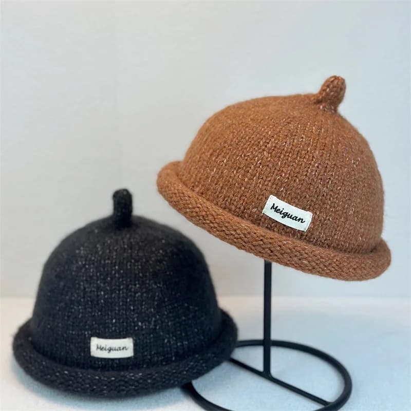 Women's Winter Knit Beanie with Turned-up Brim