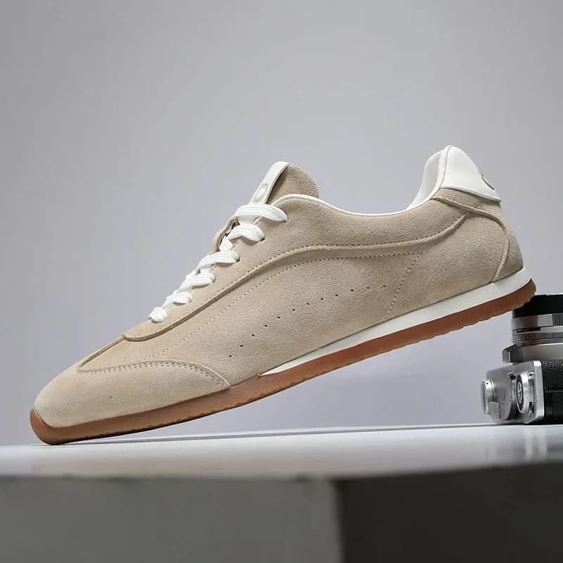 Non slip sneakers simple elegant style soft wear resistant sole lightweight breathable casual trainers for men women streetwear