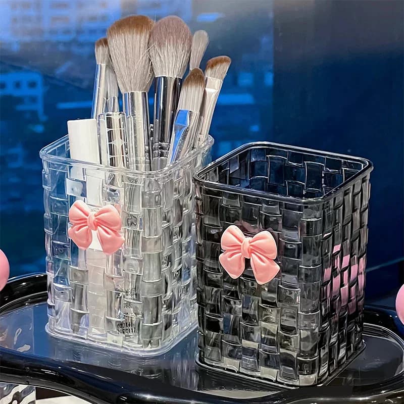Desktop Pen Holder With Bow Decoration