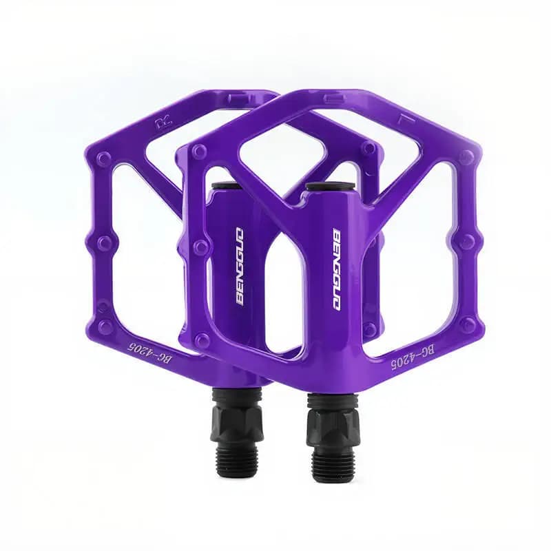 Flat Bike Pedals with Anti-Skid Pins