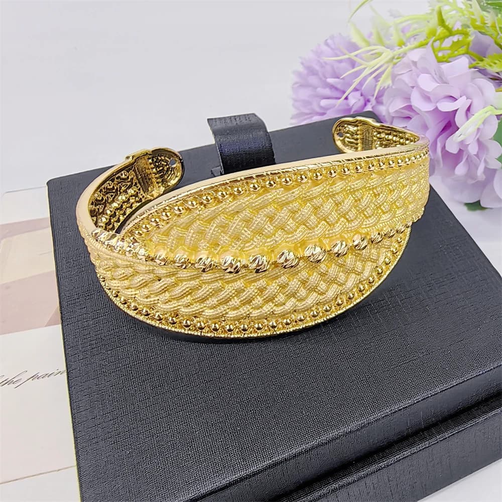Dubai Jewelry Set Minimalistiese Quality Women Necklace Earrings Bracelet And Ring Luxury Design Weding Party Gift