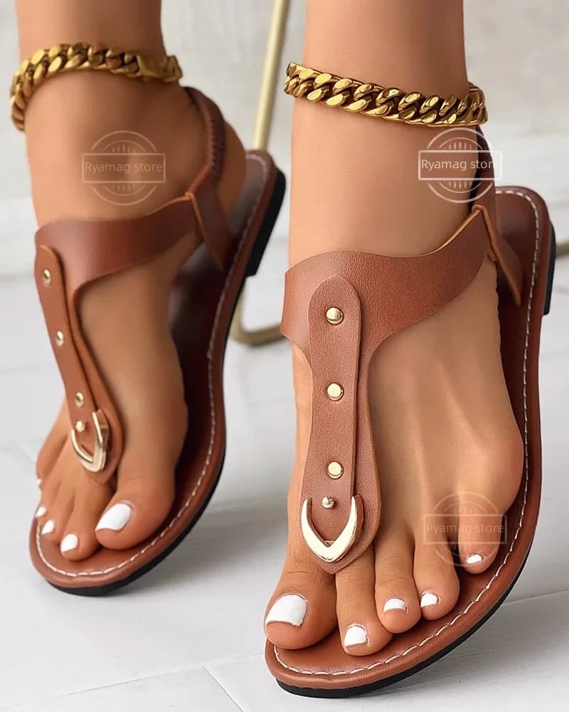 Sandals Women Toe Post Studded Sandals Simple Solid Colour Outside Thin Bottom Open Toe Clip Toe Beach Sandals Ladies Shoes