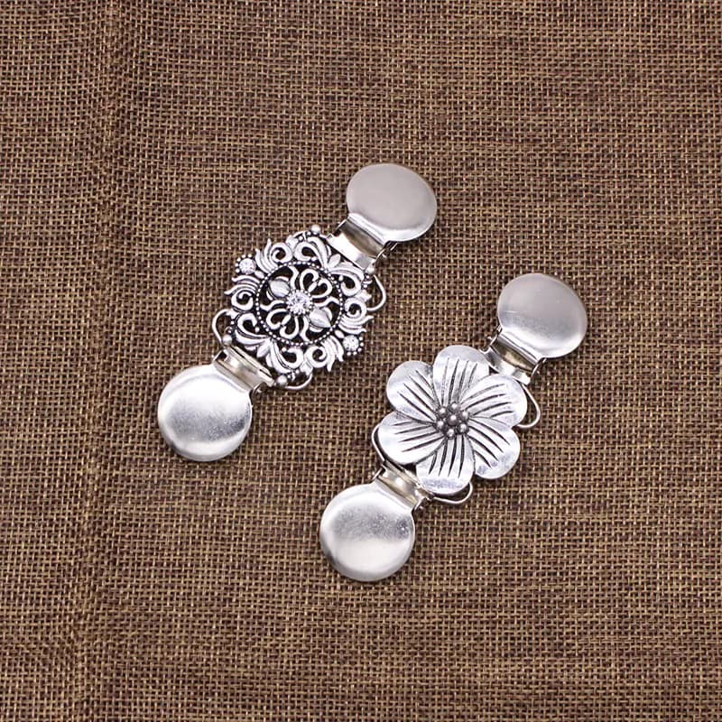 Vintage Brooch Scarf Clip for Women's Clothing