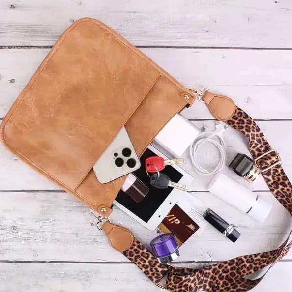 Women's Leather Crossbody Shoulder Bag