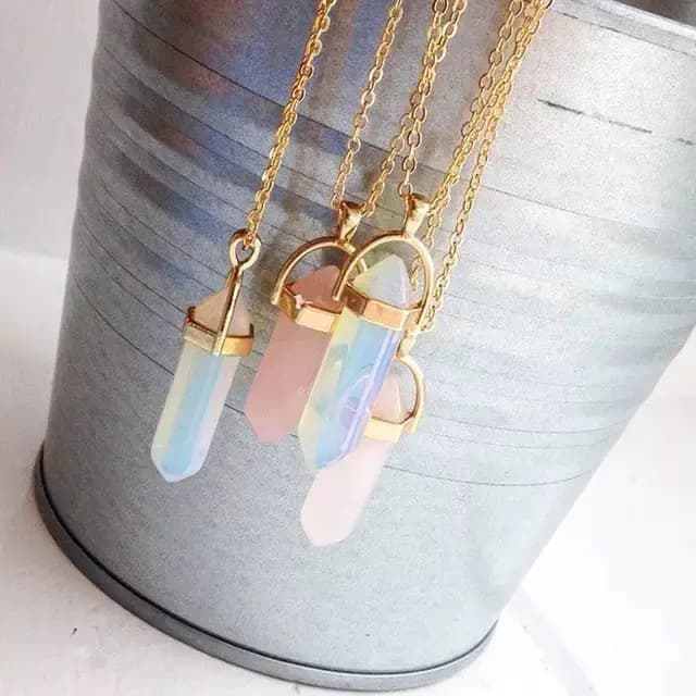 Hexagonal Stone Pendant Necklace for Women (Fashion)