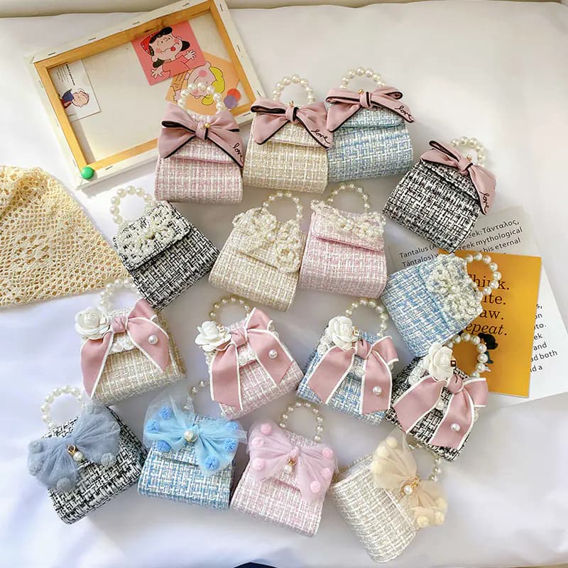 Children's Pearl Handbag