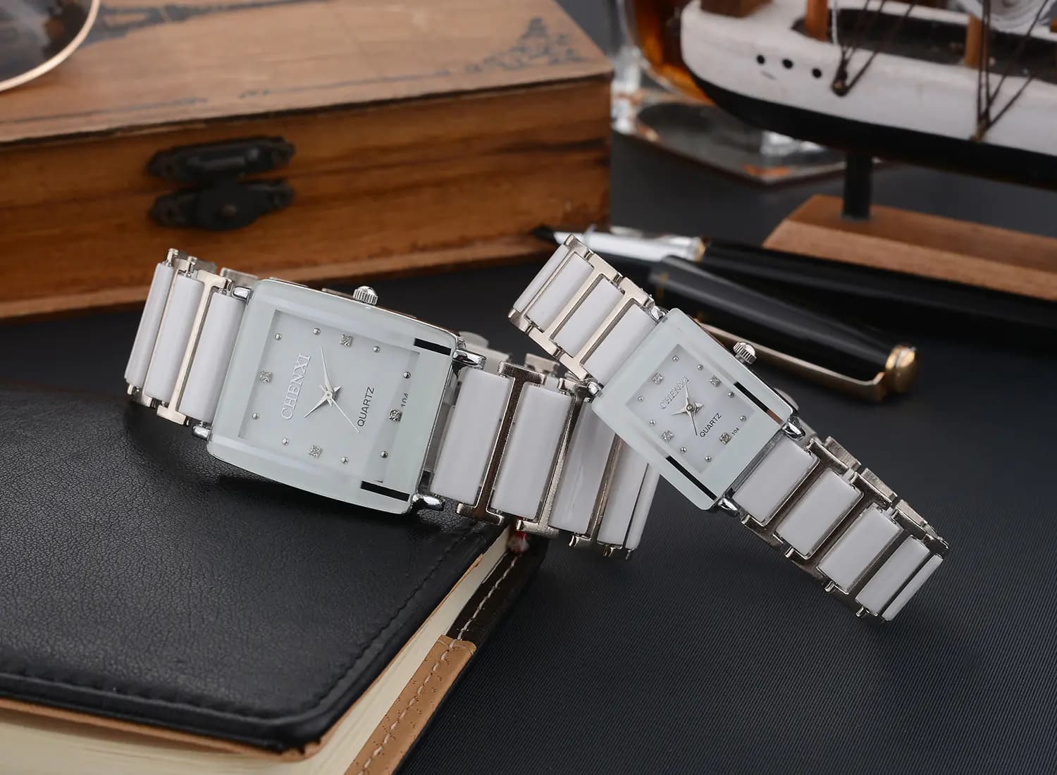 Fashionable Square Ceramic Couple Watches 104A
