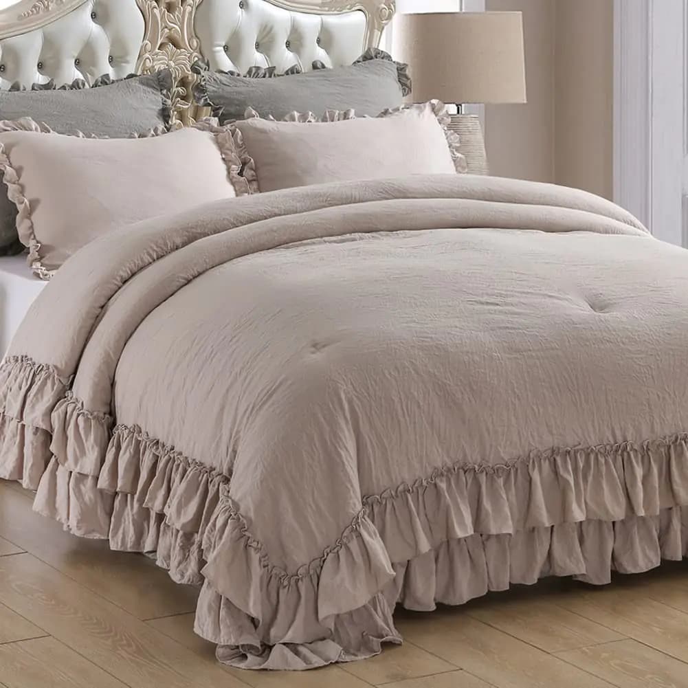 Masaca Taupe Ruffled Comforter Set for Queen Bed3 Pieces Vintage Farmhouse Shabby Bedding Set Lightweight Ultra Soft French Country Bedding (1 Farmhouse Comforter +2 Pillowcases)