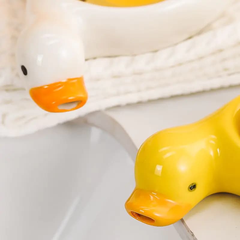 Cute Portable Ceramic Duck Soap Dish Bathroom Organizer