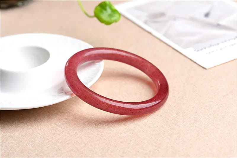 Natural Strawberry Quartz Bracelet for Women Fashion