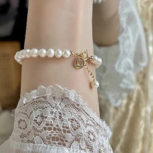 Gold-Plated Pearl Bracelet for Women - Fashion Jewelry