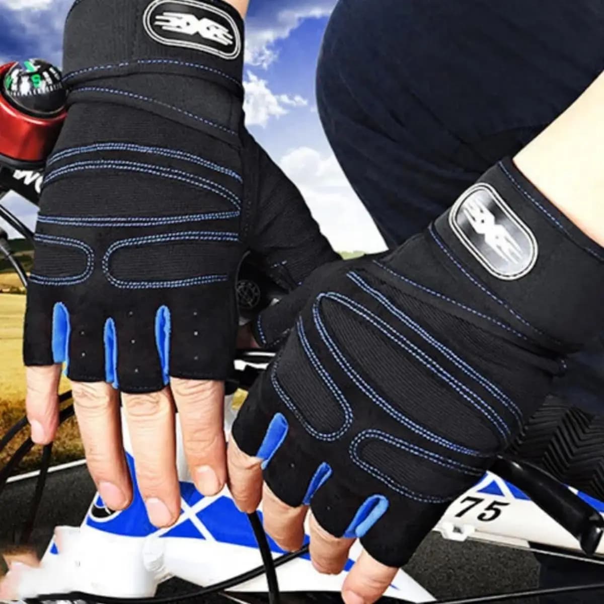 Gym Gloves for Weight Lifting Training