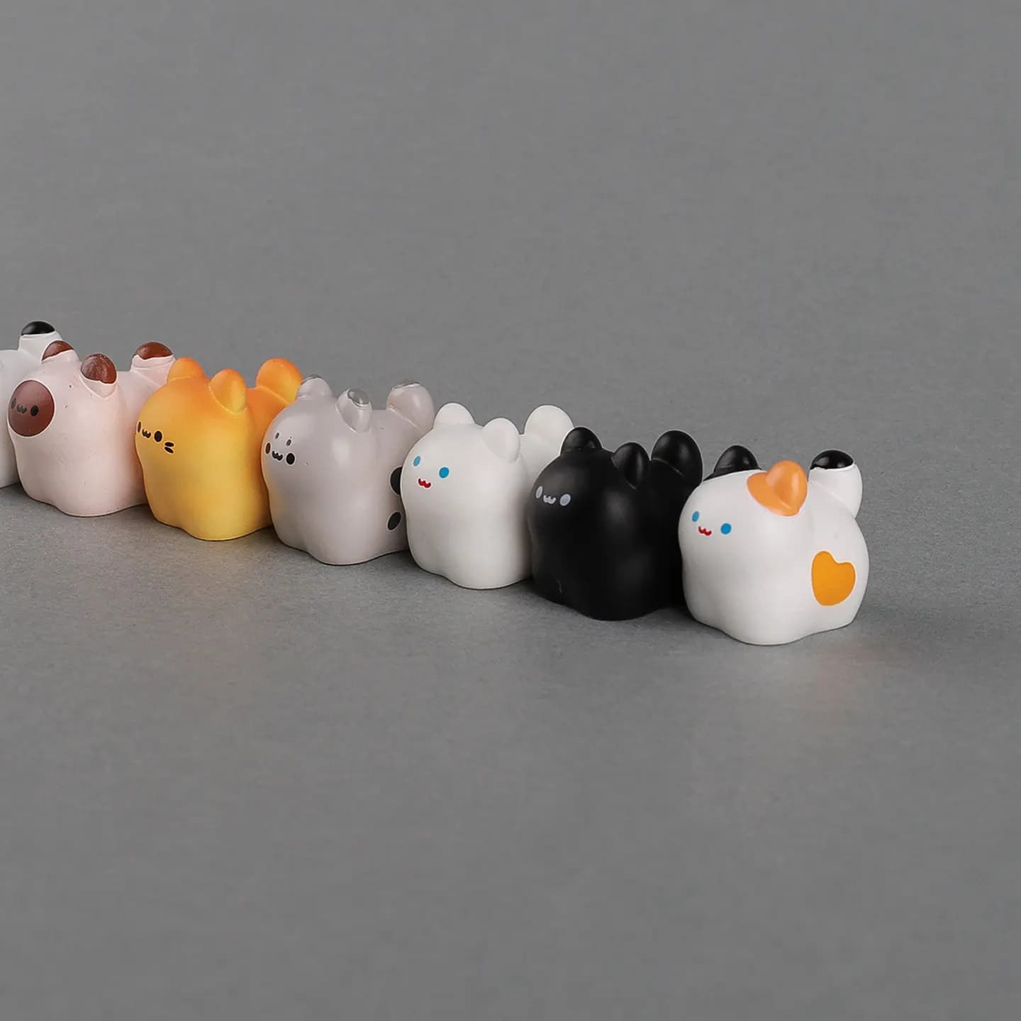 Cute Resin Cat Figurine Miniature Ornament