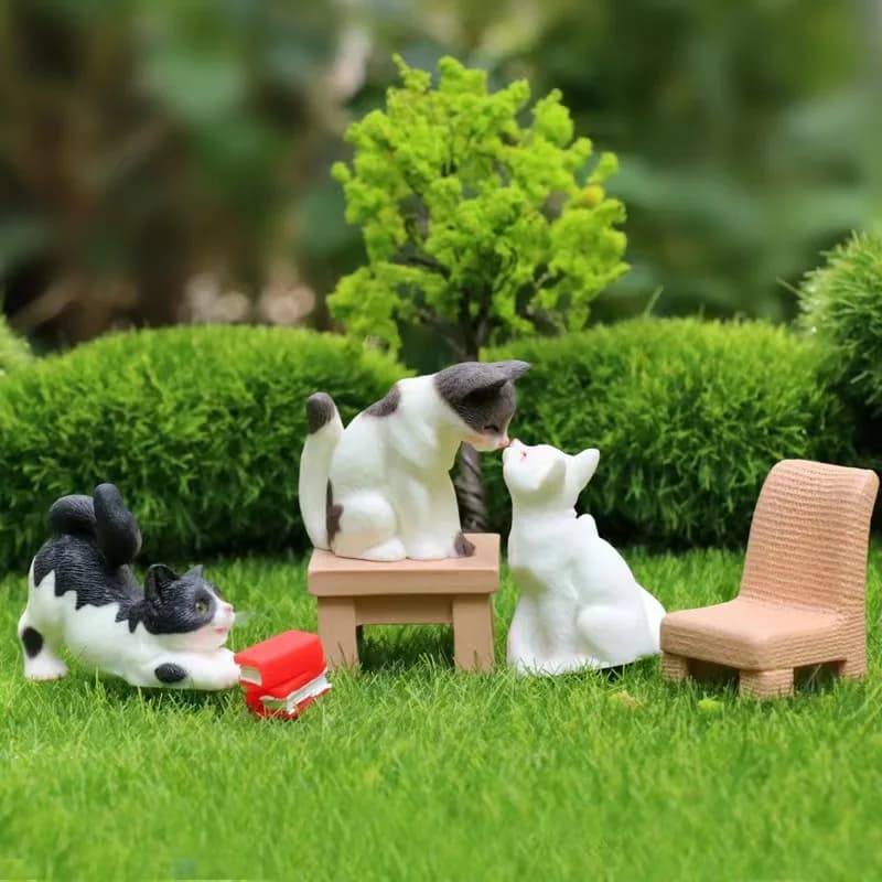 Cat Resin Figurines for Home Decor