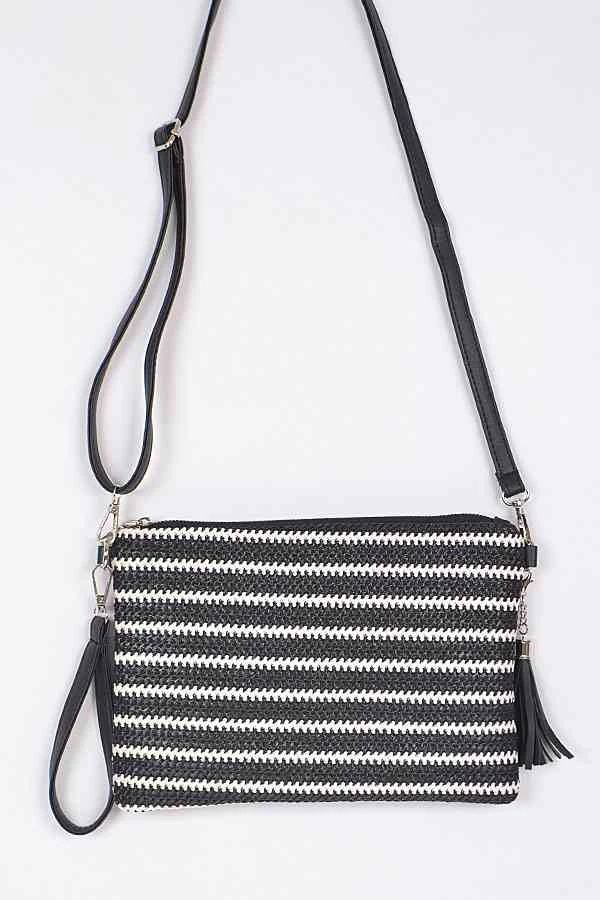 Daily & Simple Clutch With Tassel Detail